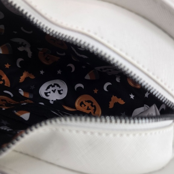 Mad Engine White Pumpkin Jack O'Lantern Crossbody Purse, Cute Halloween Bag NWOT - Picture 8 of 8
